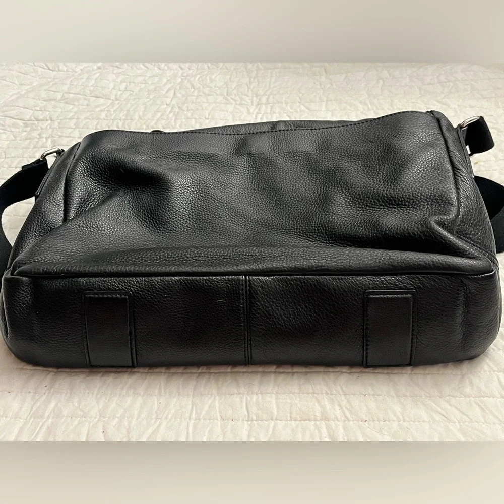 Banana Republic Greyson Leather Messenger Laptop Bag